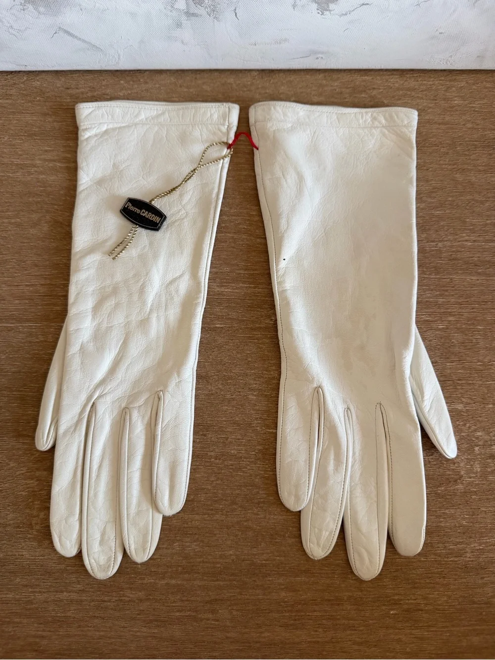 Vintage Pierre Cardin Ivory Leather Women's Gloves